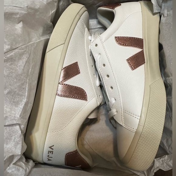 Veja campo chromefree leather sneaker size 9 Extra white_Nacre - Picture 1 of 8